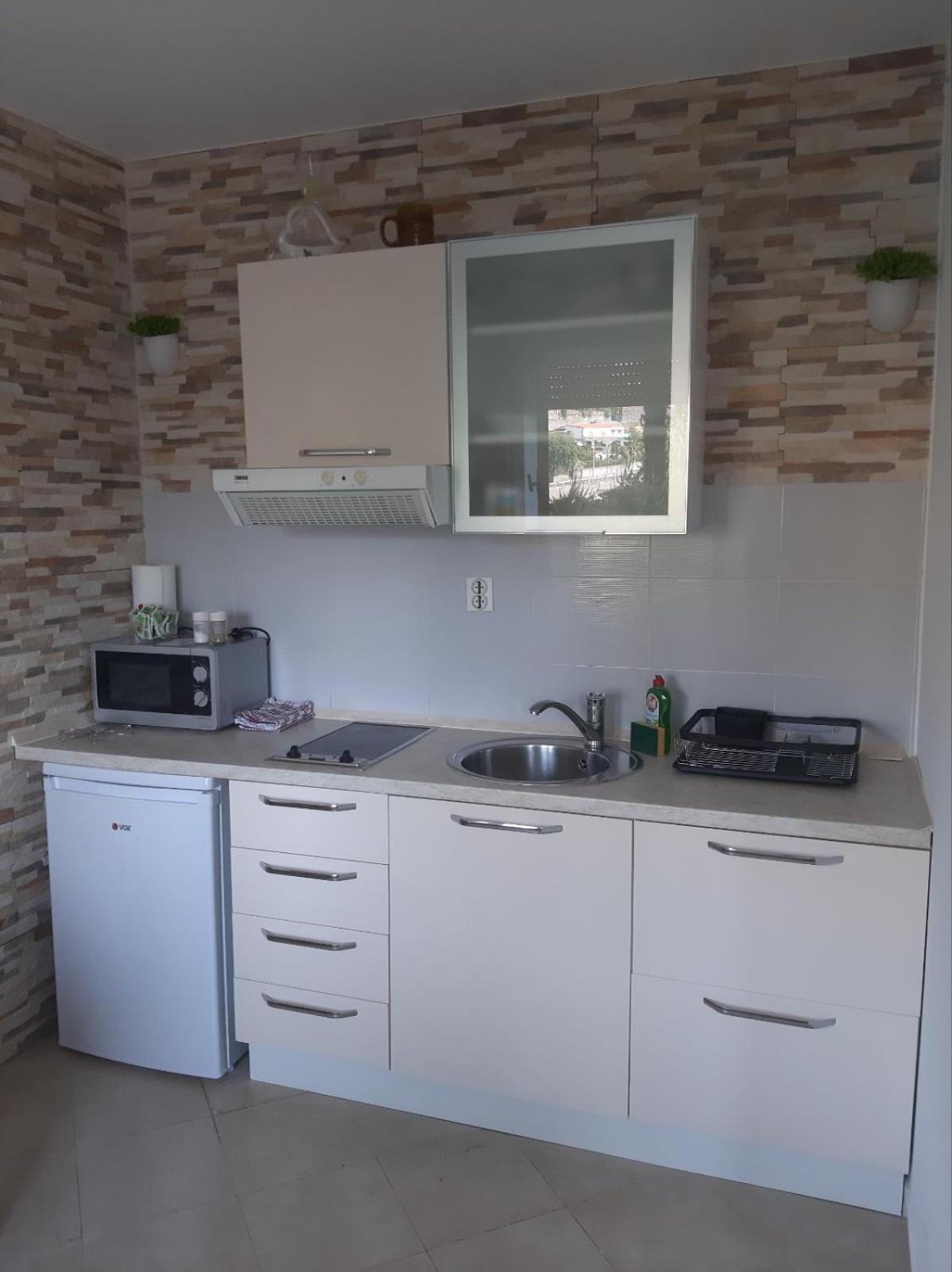 Apartmani Kadmen イカ エクステリア 写真
