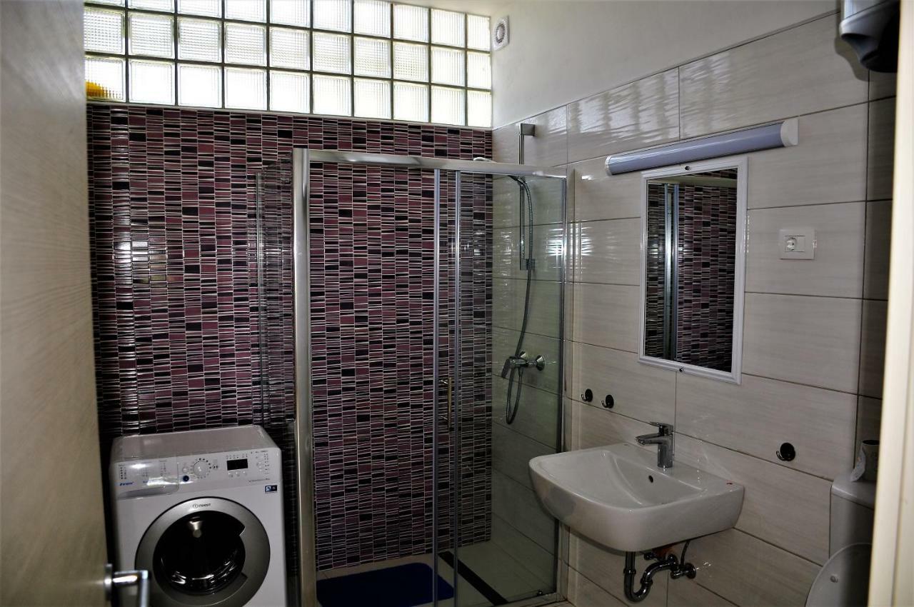 Apartmani Kadmen イカ エクステリア 写真